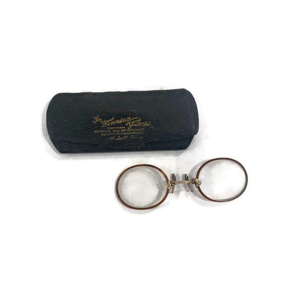 Vintage Old Lee Wenning Glasses and Case